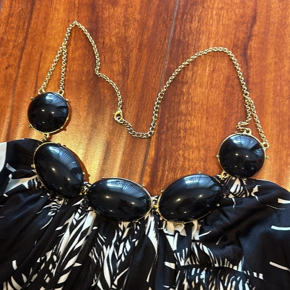 Halter top - Picture 3 of 4